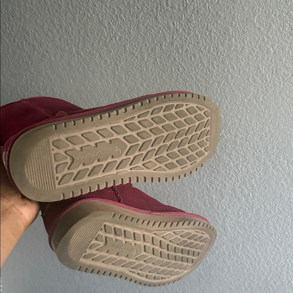 Koolaburra UGG Burgundy Winter Boots - Picture 4 of 4